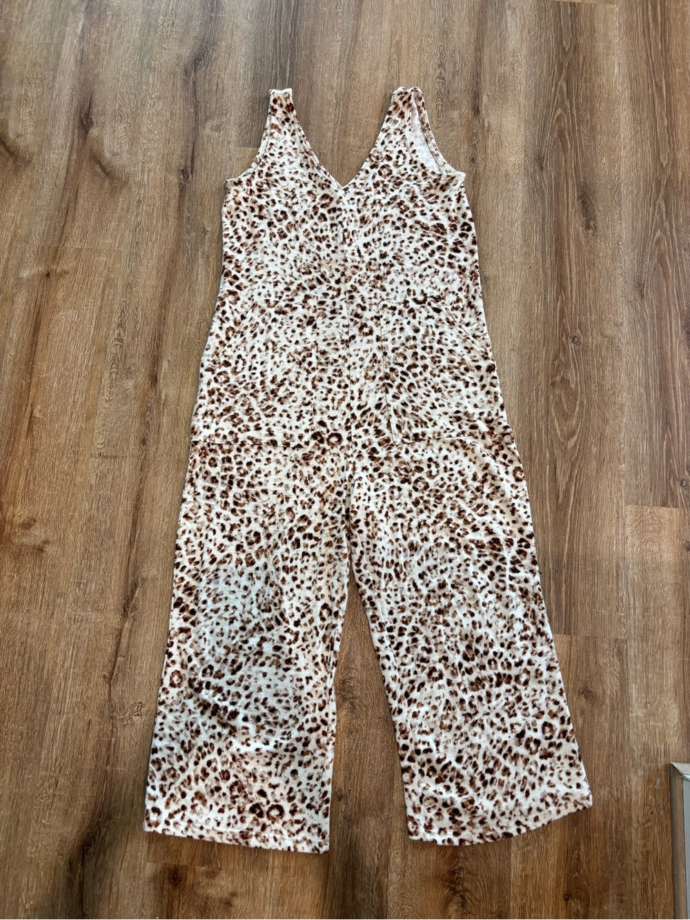 Old Navy Leopard-Print Maxi Skirt in Cream & Brown